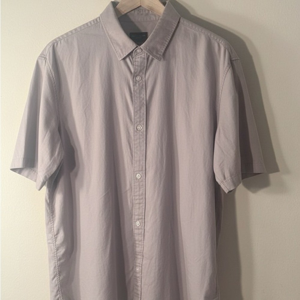 Club Monaco Men's Classic Light Mauve Short Sleeve Shirt XL